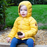 Child in snuggle mantel
